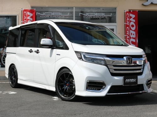 ステップワゴン スパーダ ハイブリッド 18年式 40代 男性 Nobu Car Craft ノブ カークラフト 大分 車 カー用品 パーツ 部品 ドレスアップ カスタム